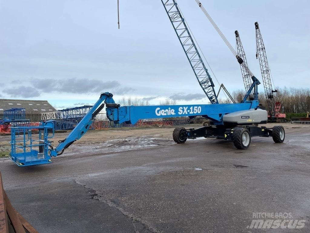 Genie SX 150 Teleskopik personel platformları