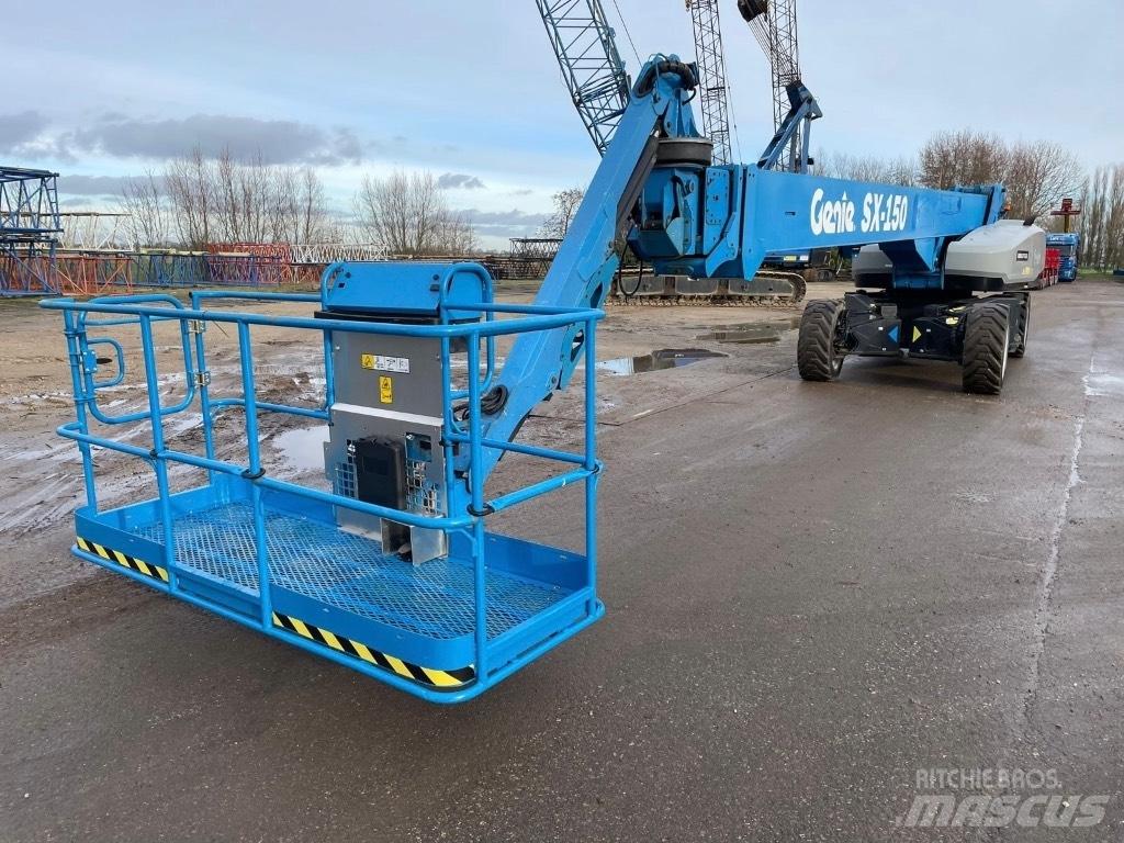 Genie SX 150 Teleskopik personel platformları