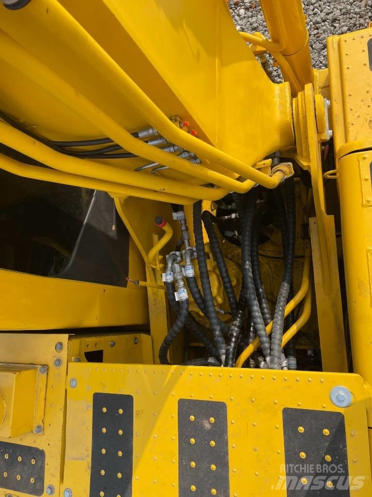 Komatsu PC 200-8 Paletli ekskavatörler