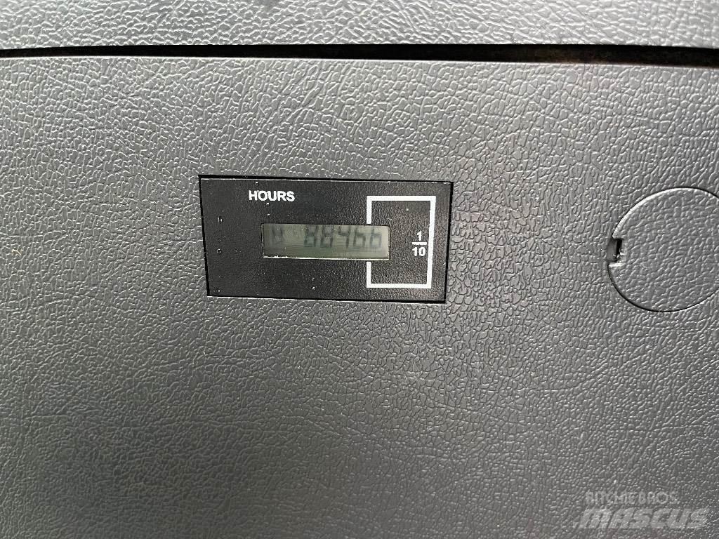 Hyundai HX140L Paletli ekskavatörler