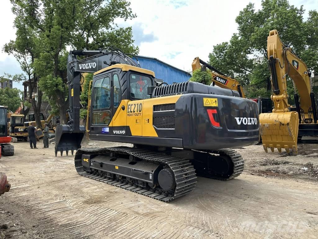 Volvo EC210D Paletli ekskavatörler