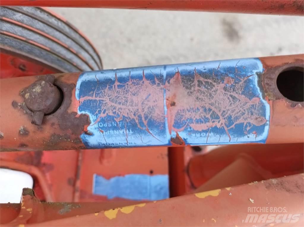 Kuhn GMD 55 HD Diskli çayir biçme makinasi