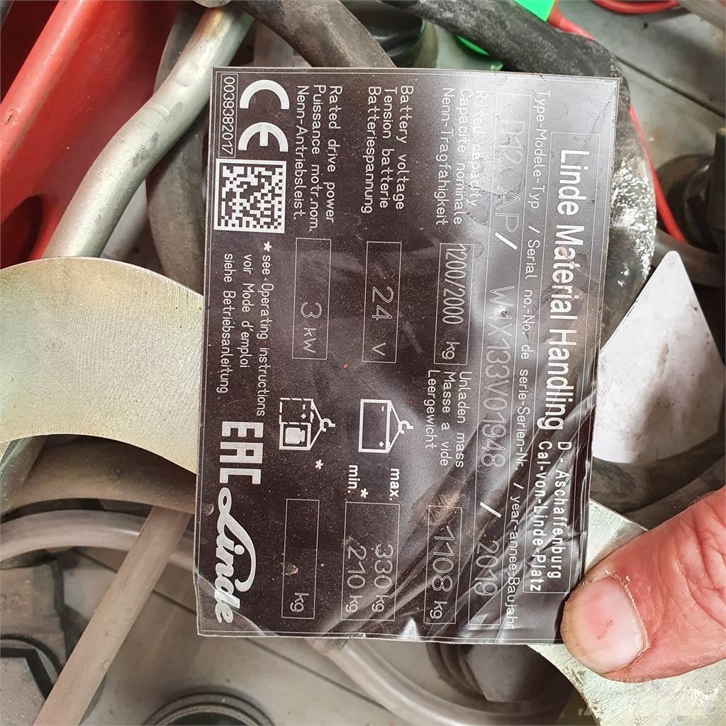 Linde D12AP Yaya kumandali istif makinasi