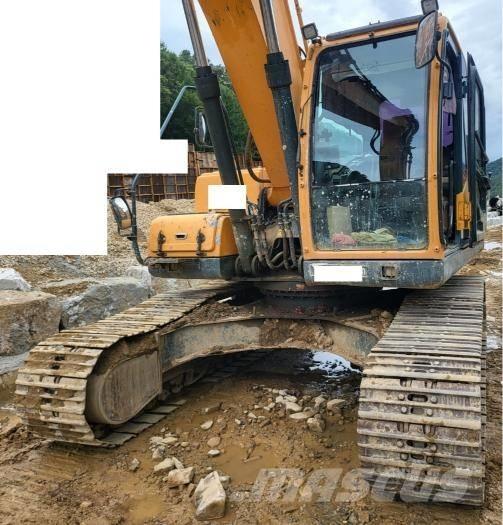 Hyundai Robex 220 LC Paletli ekskavatörler