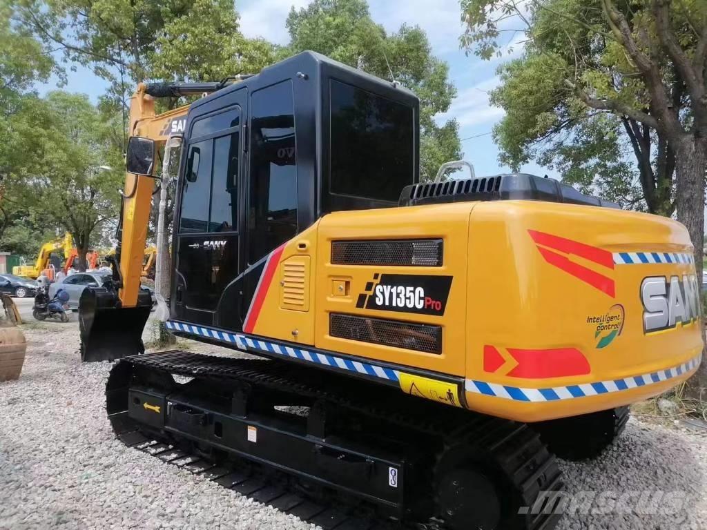 Sany SY135C Paletli ekskavatörler