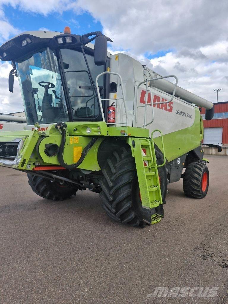 CLAAS Lexion 540 Biçerdöverler
