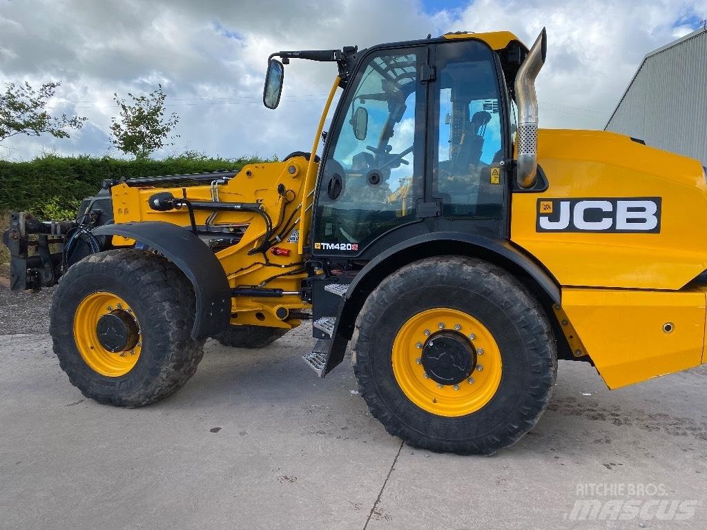 JCB Tm420s Tarimsal teleskopik yükleyiciler