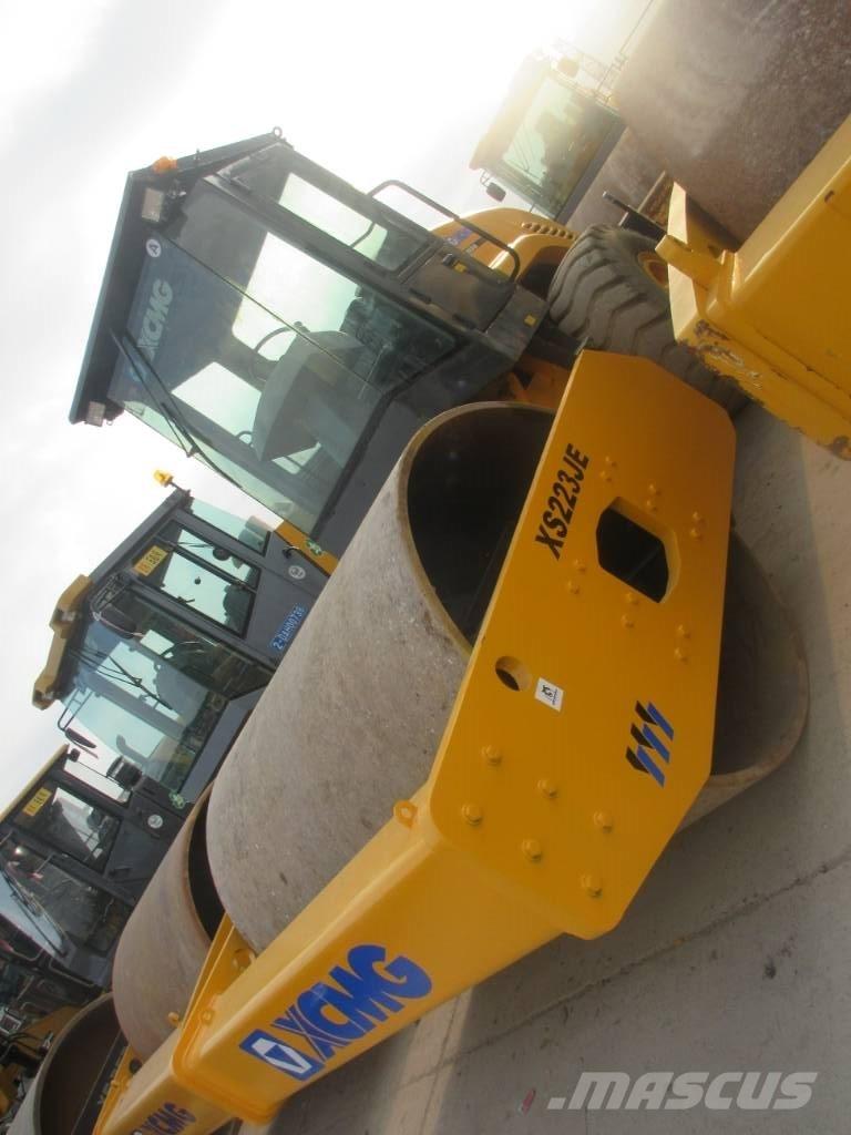 XCMG XS 223 J Tek tamburlu silindirler