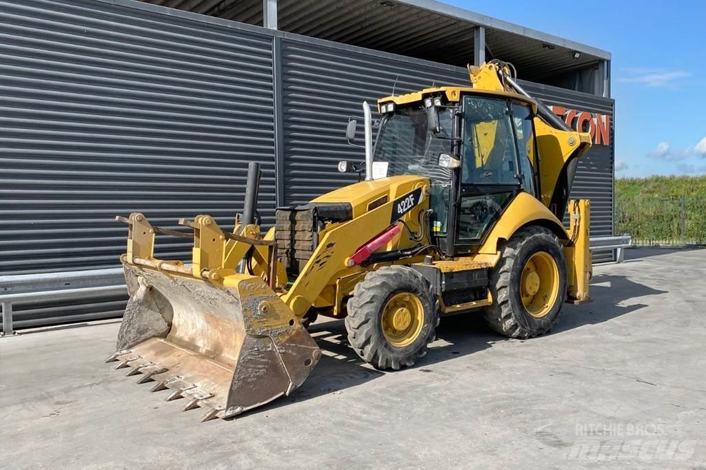CAT 422 F TURBO Kazıcı yükleyiciler - beko loder