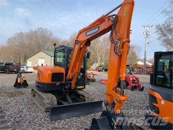 Doosan DX62R-3 Paletli ekskavatörler