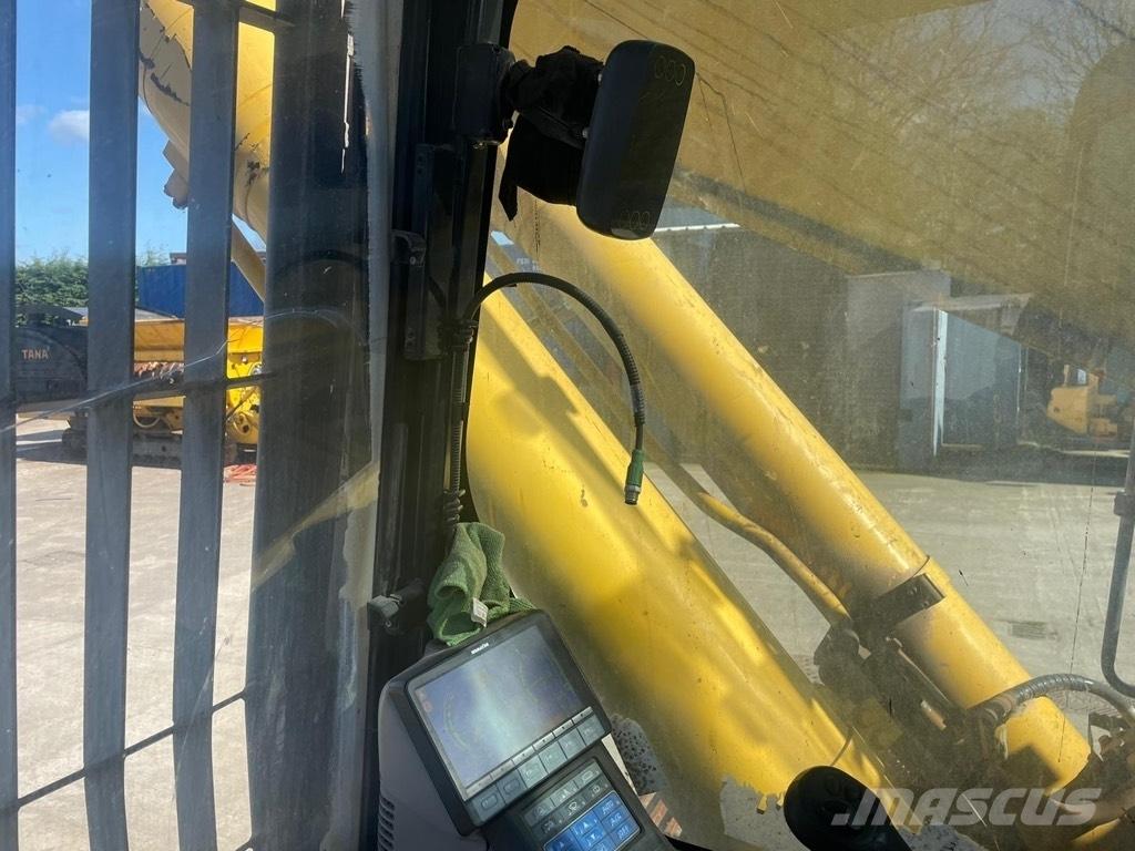 Komatsu PC490LC -10 Paletli ekskavatörler