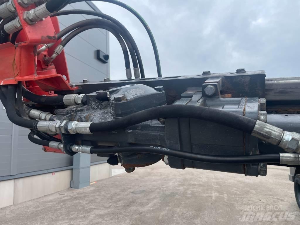 Sandvik DC300Ri Sondaj kuleleri