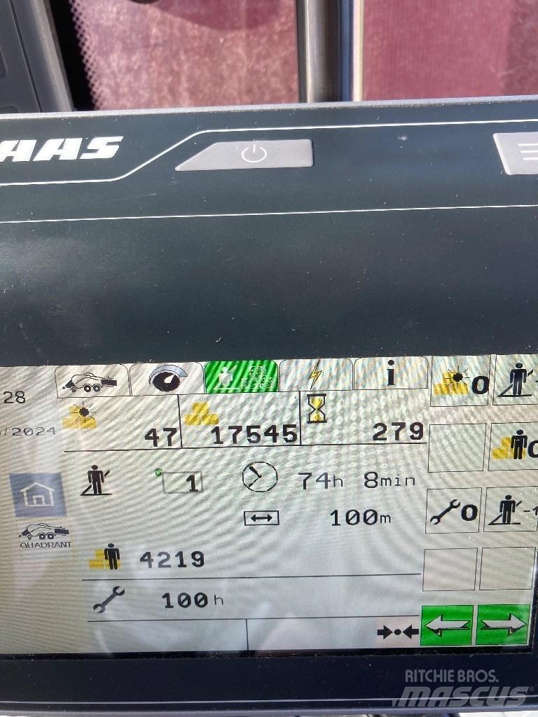 CLAAS Quadrant 4000 Küp balya makinalari