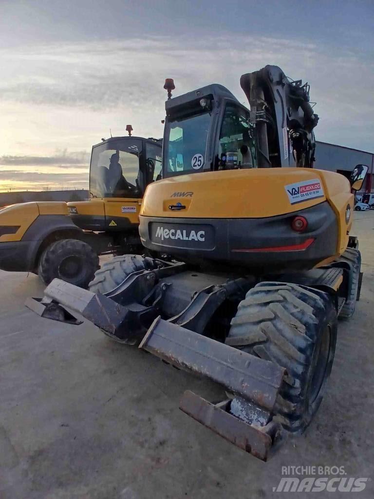 Mecalac 11MWR Lastik tekerli ekskavatörler