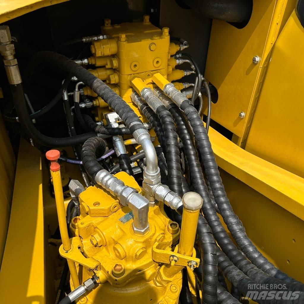 Komatsu 160 Paletli ekskavatörler