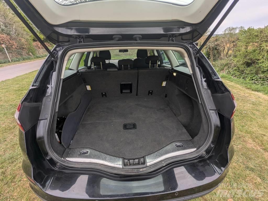 Ford Mondeo Otomobiller