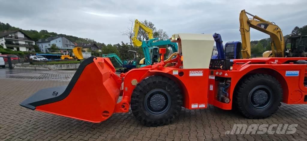 Sandvik LH203 Yer Altı Yükleyicileri