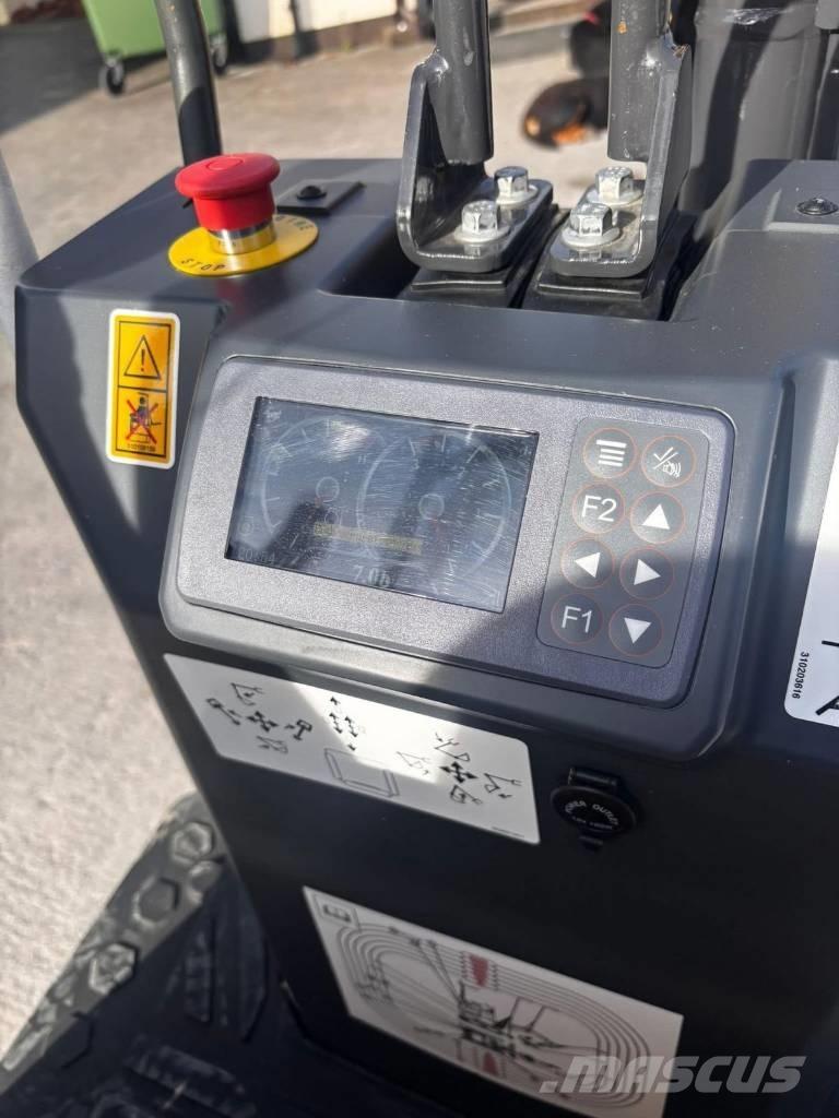 XCMG XE10E Mini ekskavatörler, 7 tona dek