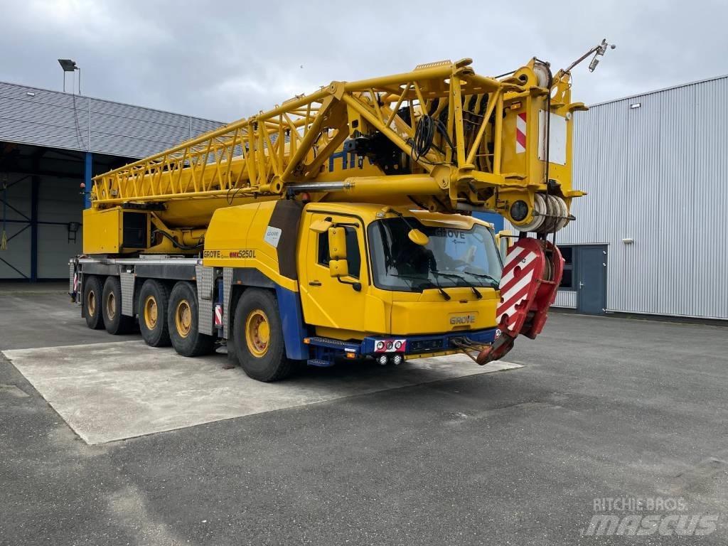 Grove GMK 5250 L Yol-Arazi Tipi Vinçler (AT)