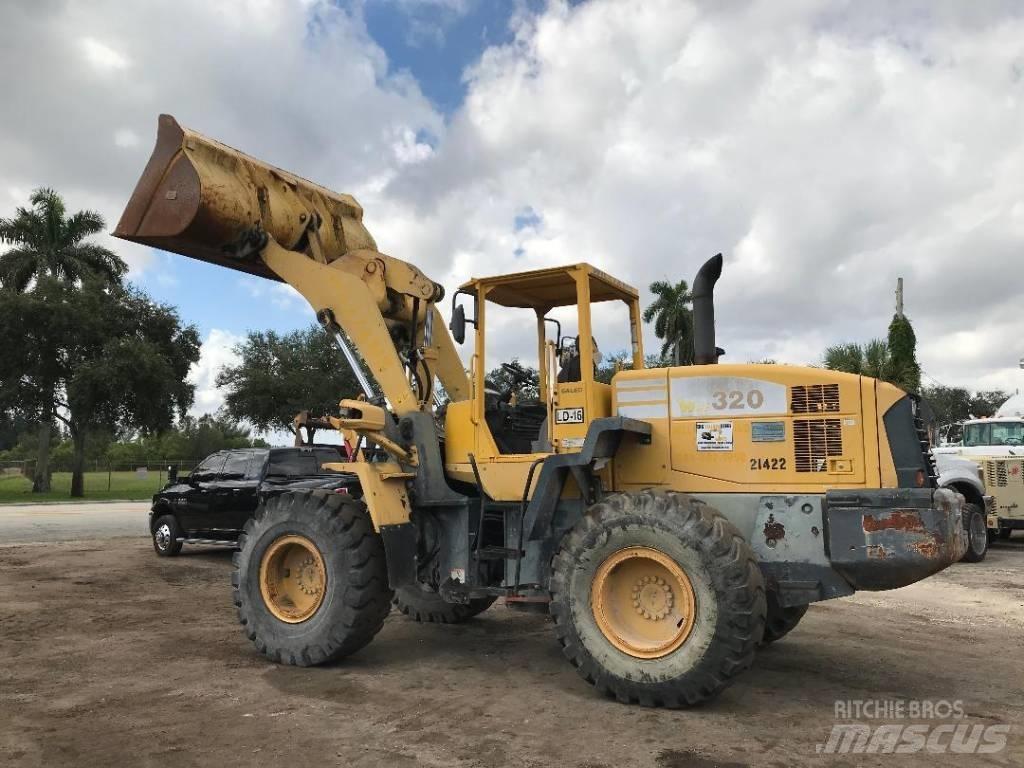 Komatsu WA320-5 Tekerlekli yükleyiciler