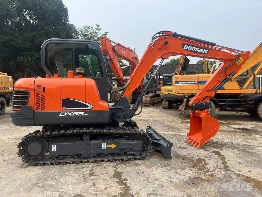Doosan DX55-9C Mini ekskavatörler, 7 tona dek