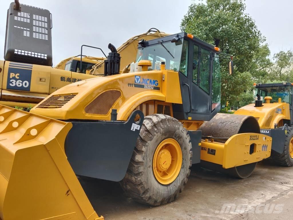 XCMG XS 223 J Tek tamburlu silindirler