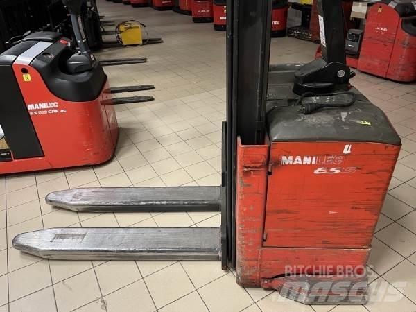 Manitou ES 513 Akülü depo ekipmanları