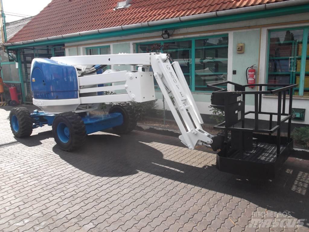 Grove AMZ51XT      V-3091 Personel Platformları ve Cephe Asansörleri