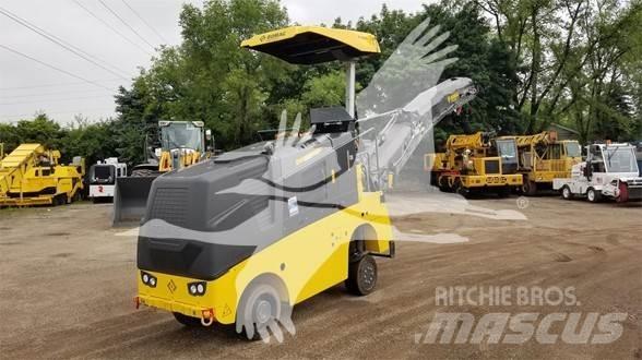 Bomag BM600/15 Asfalt kaziyicilar
