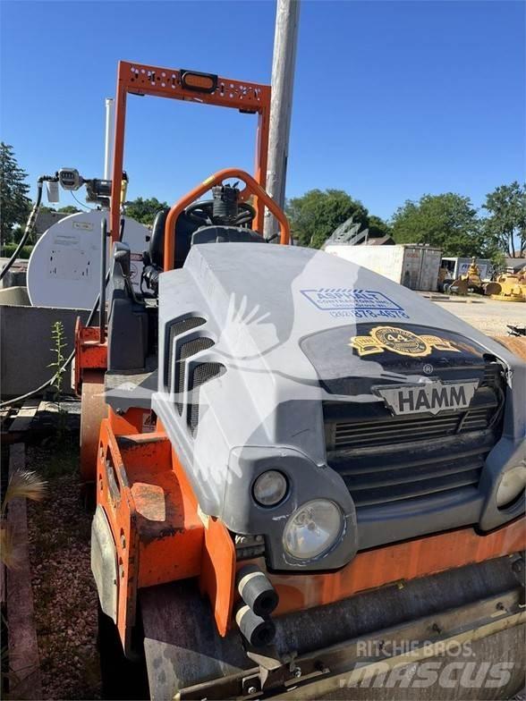 Hamm HD12VV Tek tamburlu silindirler