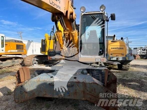 Liebherr A924 Lastik tekerli ekskavatörler