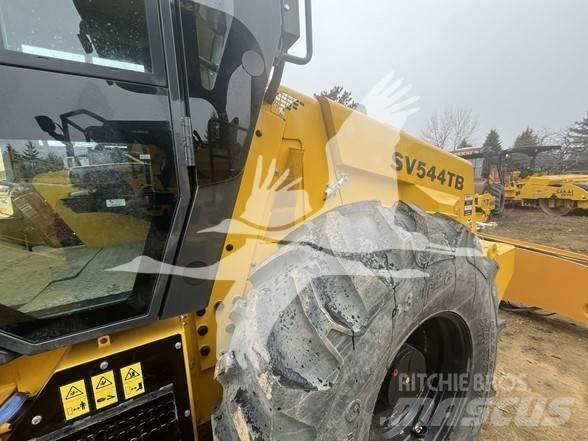Sakai SV544T Tek tamburlu silindirler