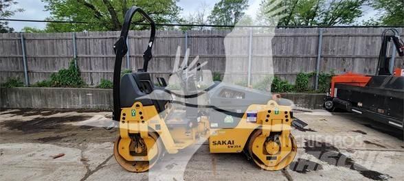 Sakai SW354 Tek tamburlu silindirler