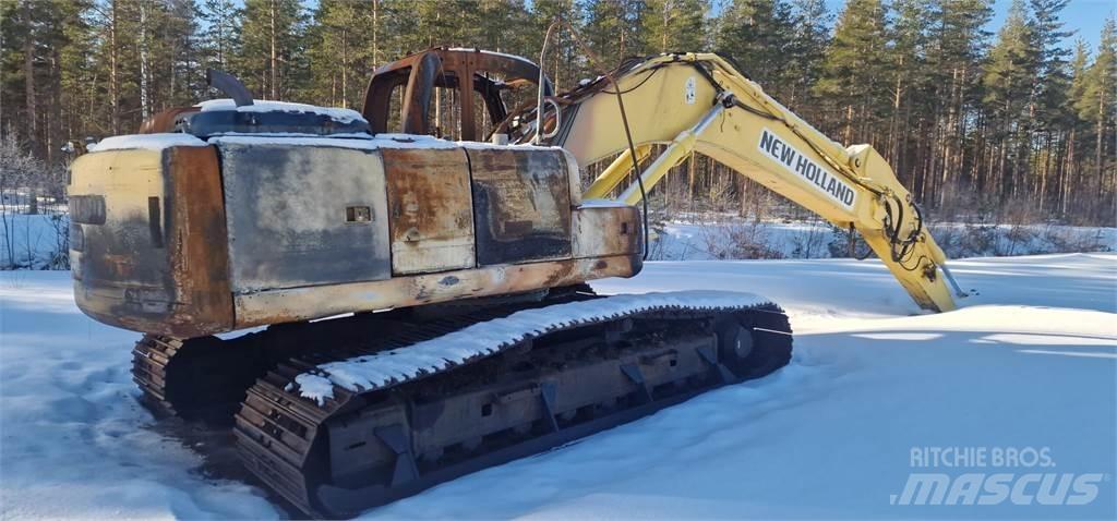 New Holland E215 B Paletli ekskavatörler
