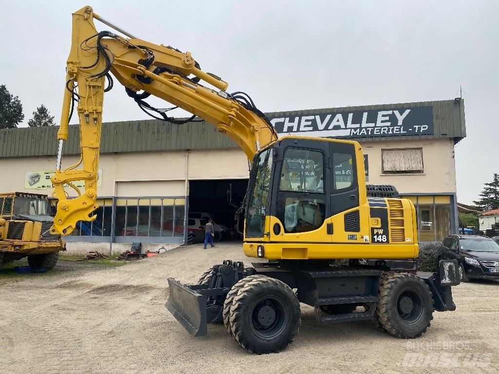 Komatsu PW 148-8 Lastik tekerli ekskavatörler