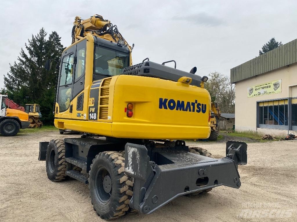 Komatsu PW 148-8 Lastik tekerli ekskavatörler