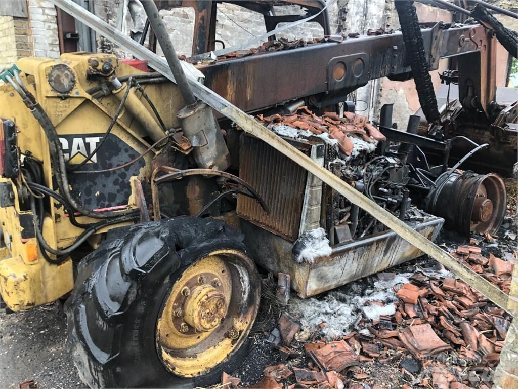 CAT TH62 Traktörler