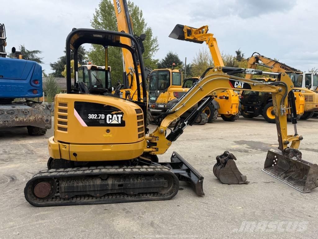 CAT 302.7 CR Mini ekskavatörler, 7 tona dek