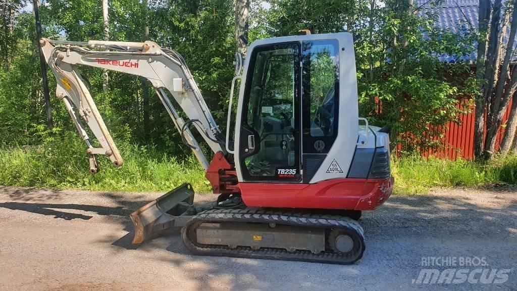 Takeuchi TB235 Mini ekskavatörler, 7 tona dek