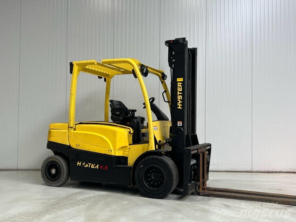 Hyster J4.5XN Elektrikli forkliftler