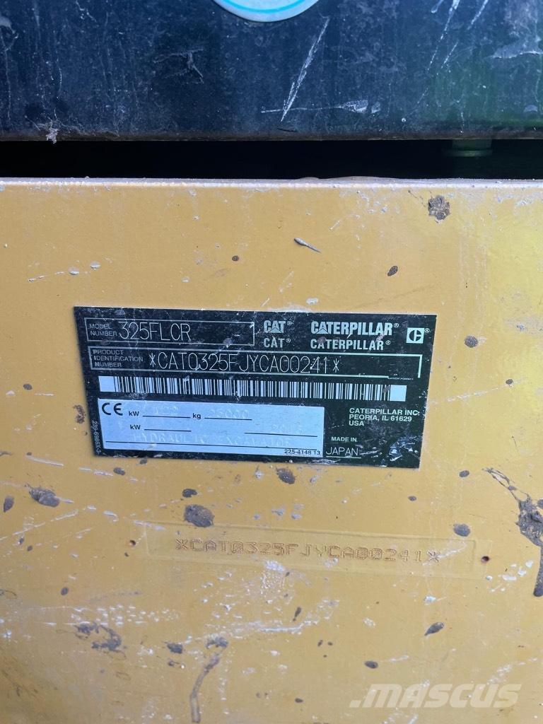 CAT 325 Paletli ekskavatörler