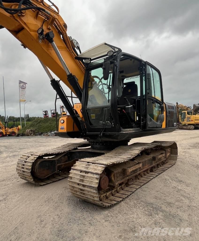 JCB JS 220 Paletli ekskavatörler