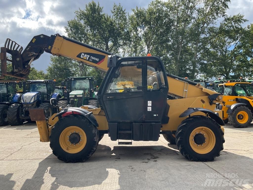 CAT TH 414 Teleskopik yükleyiciler