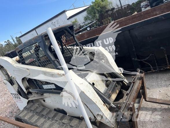 Bobcat T300 Skid steer loderler