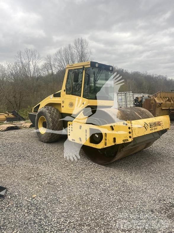 Bomag BW213D-4 Tek tamburlu silindirler