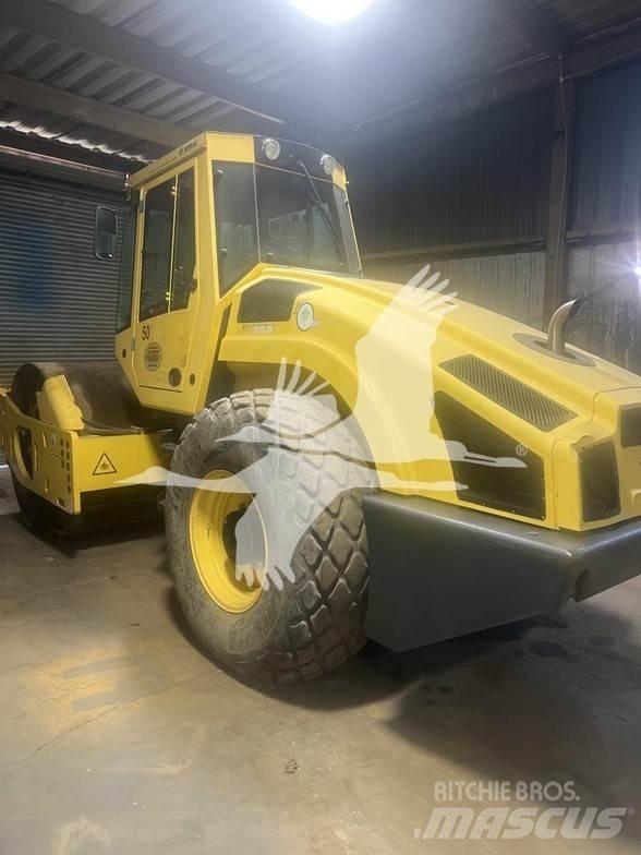 Bomag BW213D-4 Tek tamburlu silindirler