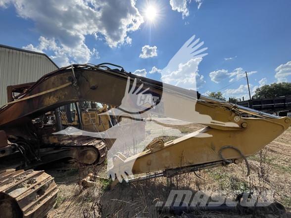 CAT 320 Paletli ekskavatörler