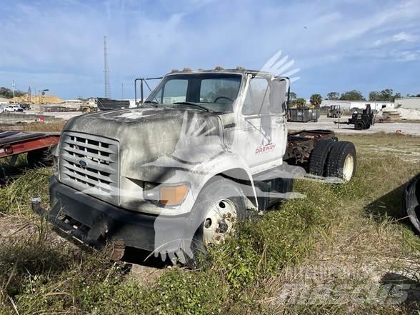 Ford F800 Çekiciler