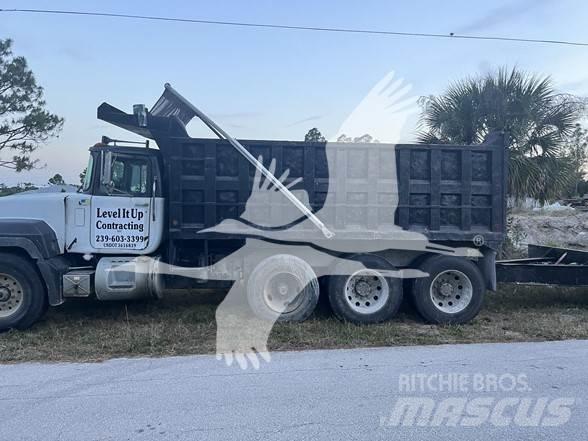 Mack RD688S Damperli kamyonlar
