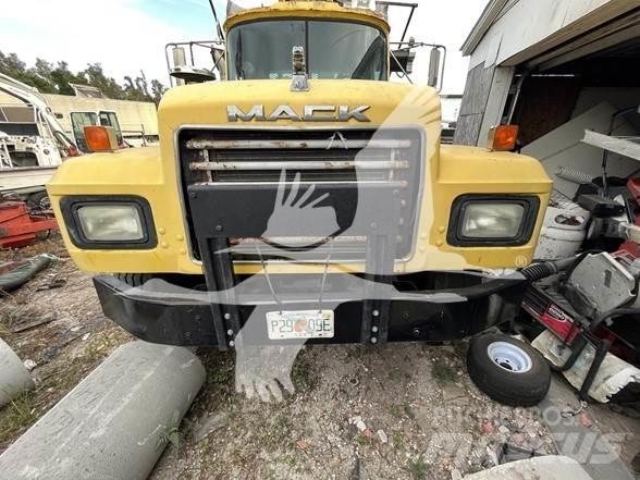 Mack RD688S Atik kamyonlari